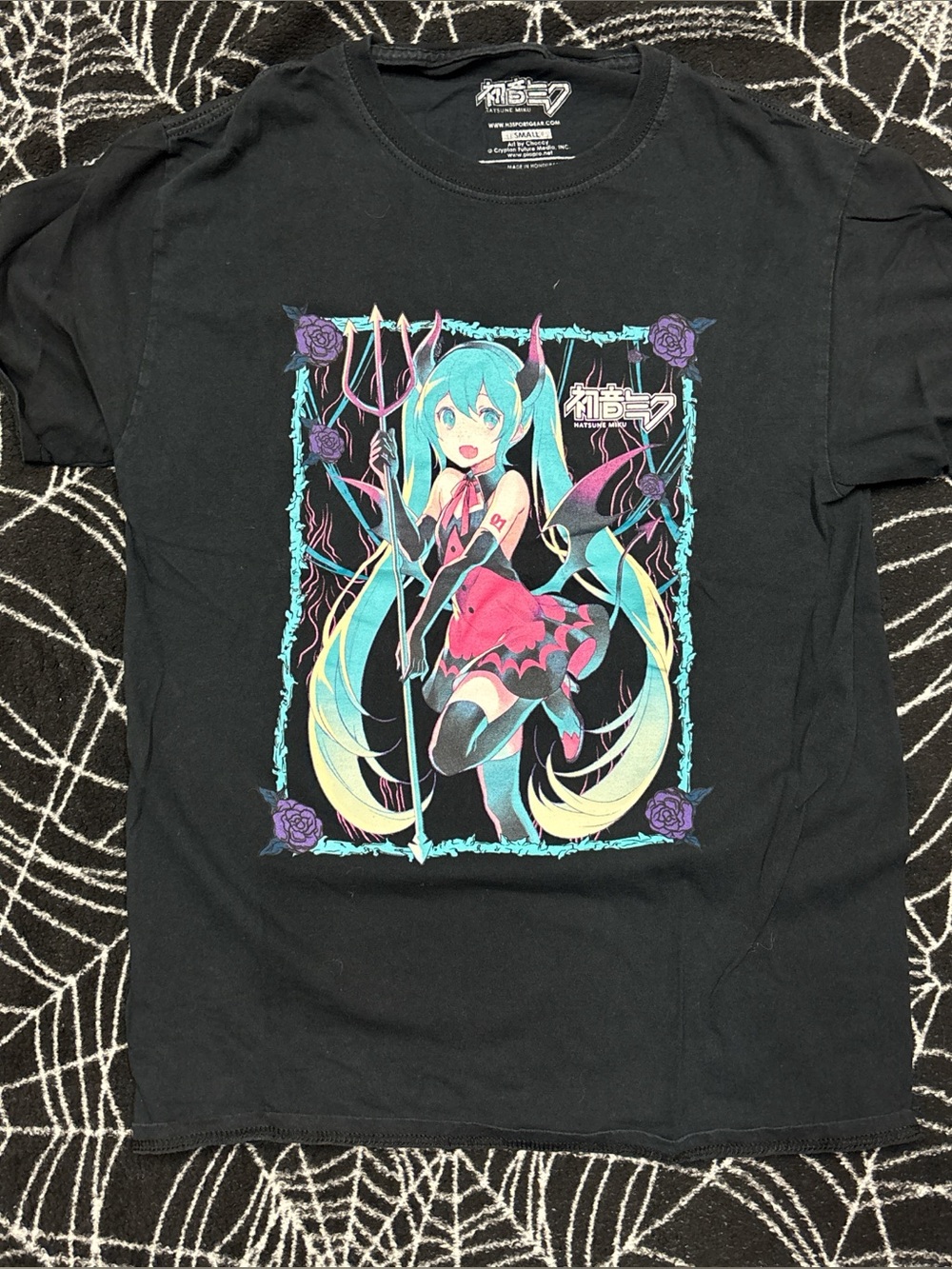 Hatsune Miku Graphic Tee — Black with Teal & Pink Illustration